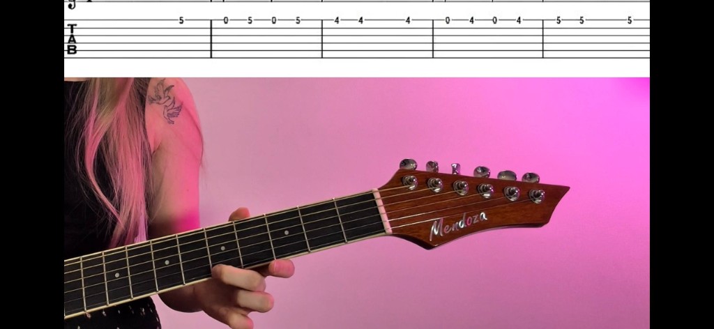 Алёна объясняет табулатуру